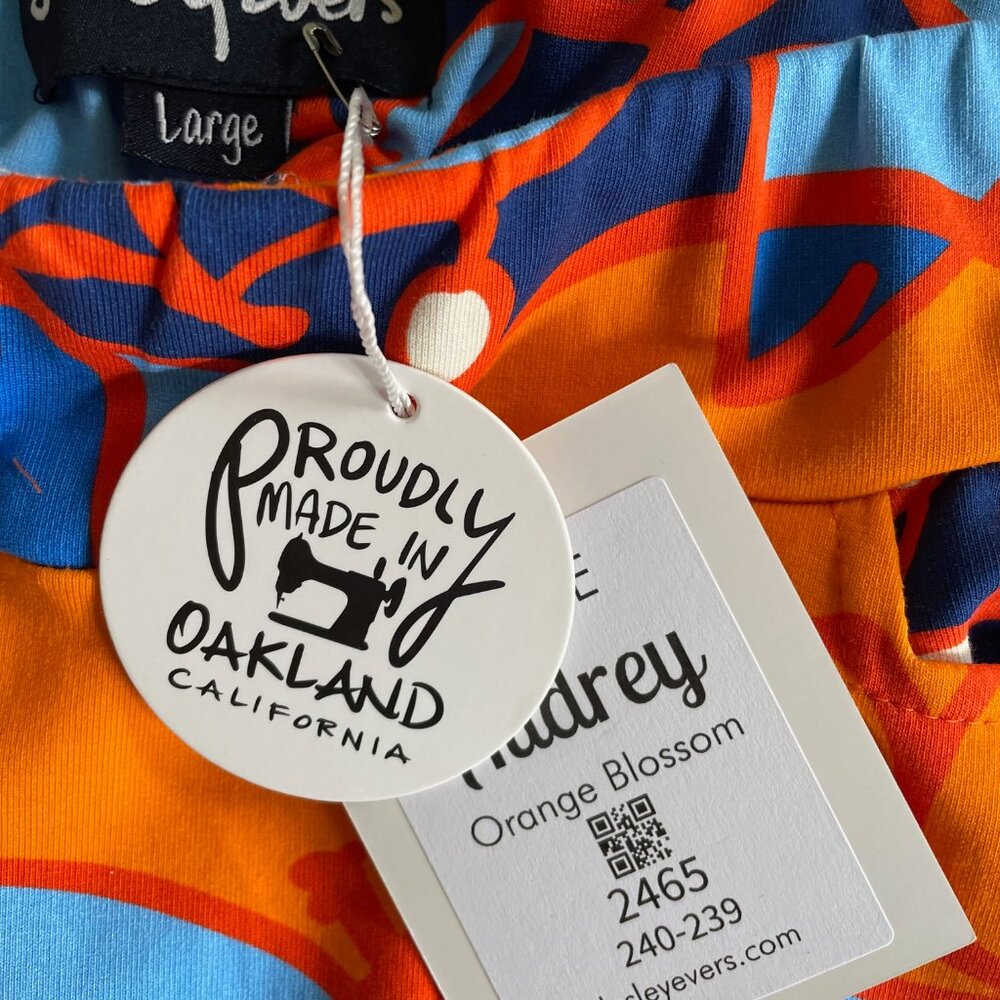 New & Never Worn: Floral Pants - Picture 4 of 4